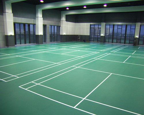 体育馆塑胶地板的保养方法